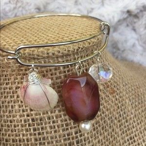 Handmade Bracelet with wired white + pink Seashell